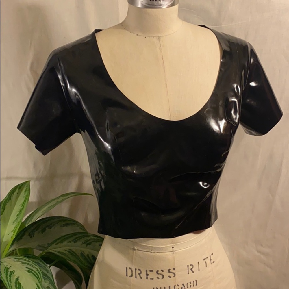LATEX crop top black scoop neck w/ short sleeves